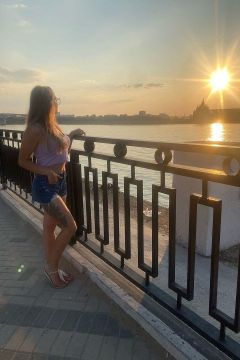 Проститутка лесбиянка Маша, рост: 162, вес: 53