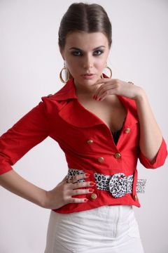 Naomi — проститутка с большими формами, 27 лет