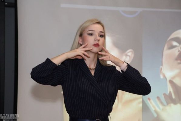 Айза, анкета на sexmoskow.club