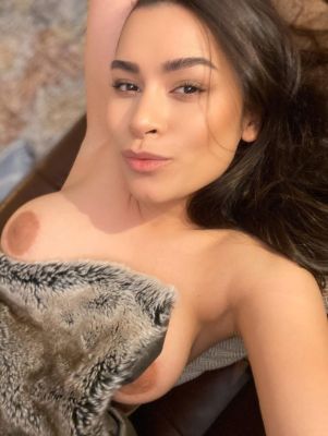 Зрелая проститутка Массаж Адель