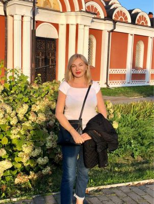 жирная телка Дарина, закажите онлайн