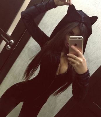 Купить проститутку в Москве (Люба, тел. 8 926 063-53-60)