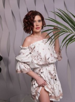 Снять девушку на час (Катя, 29 лет)