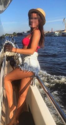 Оля, тел. 8 926 549-43-27 — модель для массажа