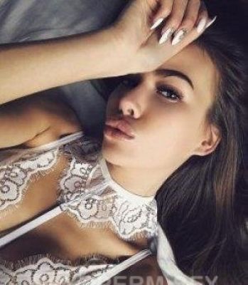 Молодая шлюшка Дина — анкета девушки