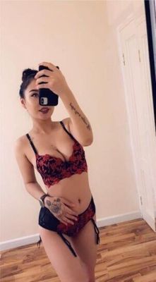 Лера — полная лесби проститутка в Москве