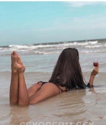Юля — шлюха за деньги, незабываемый мужской досуг в Москве