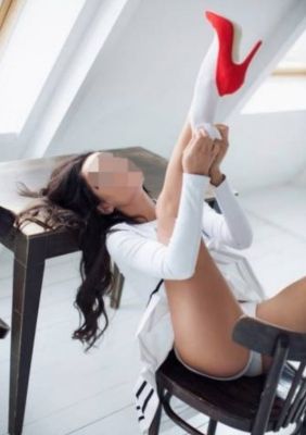 Женя, тел. 8 905 784-31-74 предлагает знакомство для страпона 