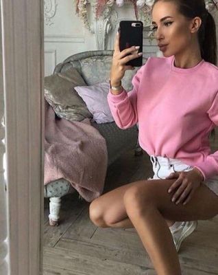 Инесса —  девушка на ночь для щедрого мужчины