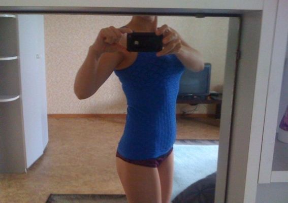 Лина — проститутка студентка от 4000 руб. в час