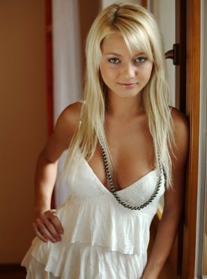 Алёна, возраст: 32, рост: 180, вес: 79