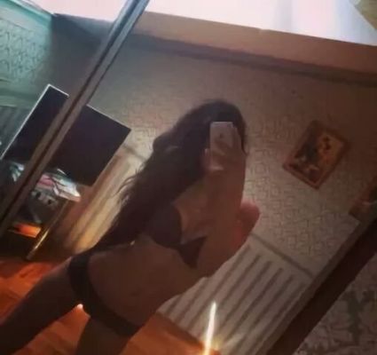Страстная ночная бабочка Анна с обнаженными фото
