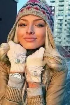 молоденькая студентка Яна, рост: 156, вес: 79